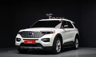 Ford Explorer · 2021 год