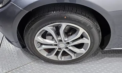 Mercedes-Benz C-Class 2016, 98412 км, за 8385.88 USD
