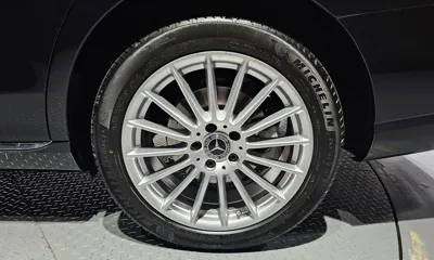 Mercedes-Benz E-Class 2023, 40211 км, за 27687.31 USD - фото 21