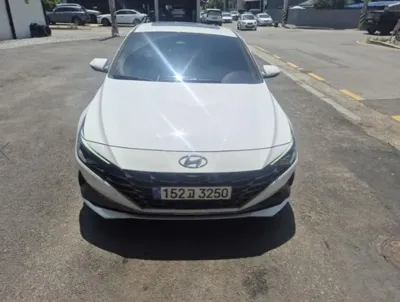 Hyundai Avante 2023, 46922 км, за 14178.81 USD
