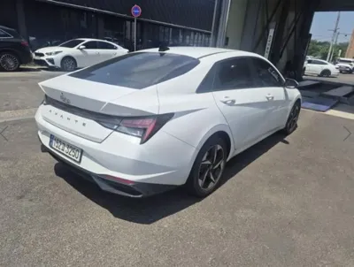 Hyundai Avante 2023, 46922 км, за 14178.81 USD