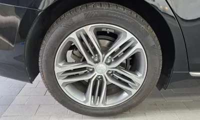Hyundai Grandeur 2019, 135562 км, за 8255.86 USD