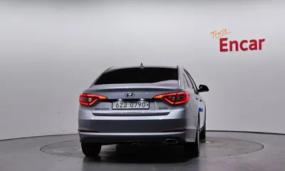 Hyundai Sonata 2017, 61684 км, за 7150.75 USD