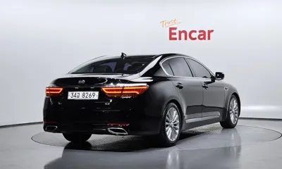 Kia K9 2015, 228019 км, за 4532.32 USD