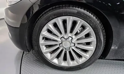Kia K9 2015, 228019 км, за 4532.32 USD