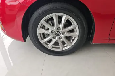 Mazda Mazda 3 Axela 2017, 128900 км, за 7090 USD - фото 10