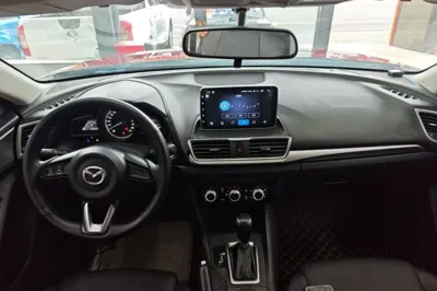 Mazda Mazda 3 Axela 2017, 128900 км, за 7090 USD - фото 12