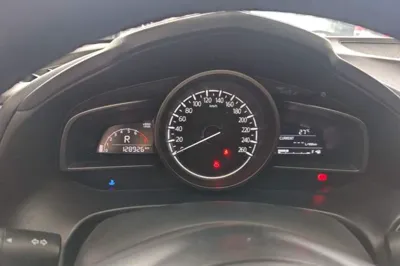 Mazda Mazda 3 Axela 2017, 128900 км, за 7090 USD - фото 14