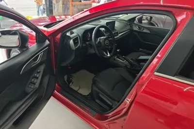 Mazda Mazda 3 Axela 2017, 128900 км, за 7090 USD - фото 18