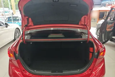 Mazda Mazda 3 Axela 2017, 128900 км, за 7090 USD - фото 22
