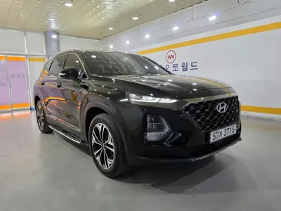Hyundai Santafe 2019, 65520 км, за 13521.41 USD