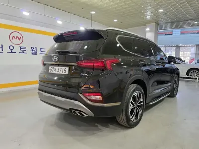 Hyundai Santafe 2019, 65520 км, за 13521.41 USD