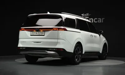 Kia Canival 2023, 48715 км, за 18314.3 USD