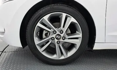 Hyundai Avante 2018, 68594 км, за 8385.88 USD