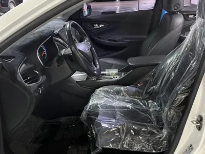 ChevroletGMDaewoo Malibu 2018, 54300 км, за 5185.77 USD - фото 8