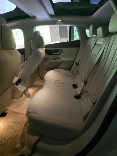 Mercedes-Benz EQE 2023, 53792 км, за 36103.45 USD