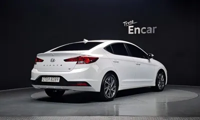 Hyundai Avante 2019, 63432 км, за 7601.8 USD