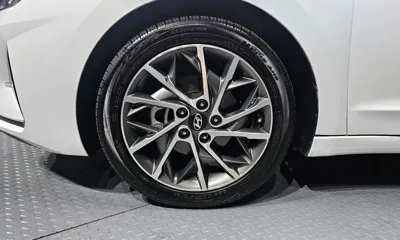 Hyundai Avante 2019, 63432 км, за 7601.8 USD