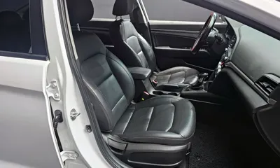 Hyundai Avante 2019, 63432 км, за 7548.9 USD - фото 10