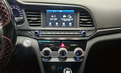 Hyundai Avante 2019, 63432 км, за 7548.9 USD - фото 16