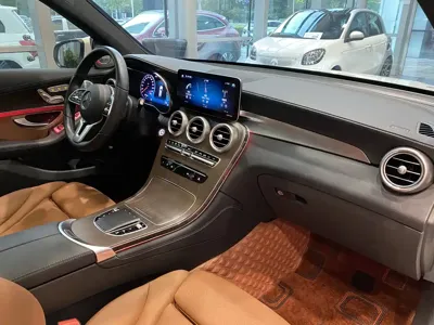Mercedes-Benz GLC 2020, 67000 км, за 26531.13 USD - фото 10
