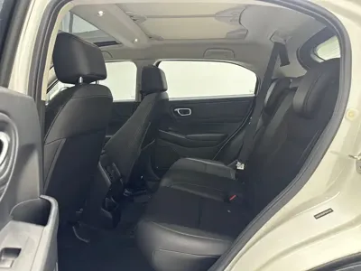 Honda Vezel 2024, 20000 км, за 18859.84 USD