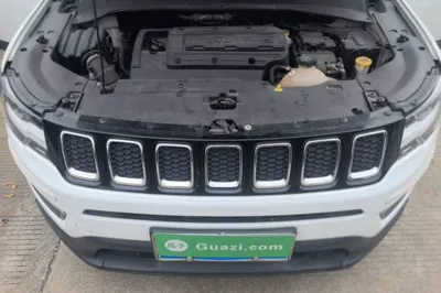 Jeep Compass 2017, 61500 км, за 6461 USD - фото 17