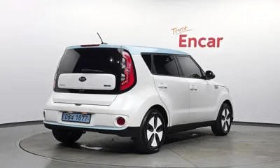 Kia Soul 2018, 141533 км, за 5785.61 USD - фото 2
