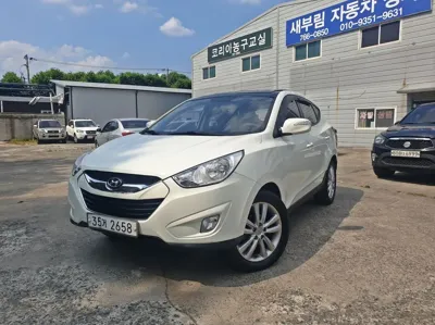 Hyundai Tucson 2011, 179109 км, за 2888.28 USD