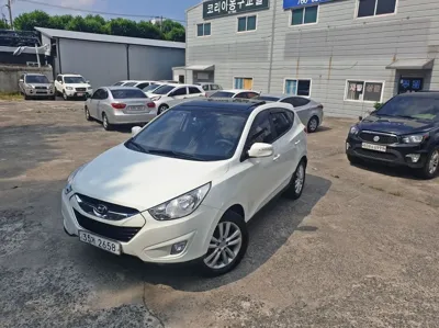Hyundai Tucson 2011, 179109 км, за 2888.28 USD