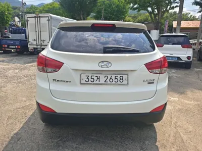 Hyundai Tucson 2011, 179109 км, за 2888.28 USD - фото 8