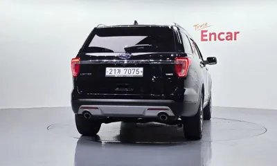 Ford Explorer 2017, 40693 км, за 10986.15 USD