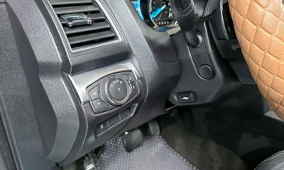 Ford Explorer 2017, 40693 км, за 10986.15 USD - фото 19
