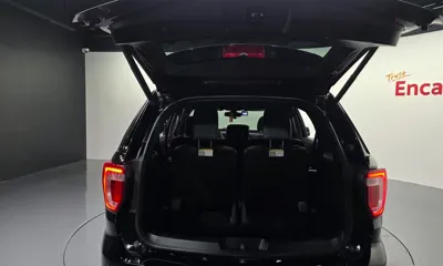 Ford Explorer 2017, 40693 км, за 10986.15 USD - фото 34