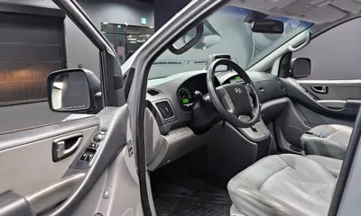 Hyundai Starex 2012, 97358 км, за 5645.27 USD - фото 11