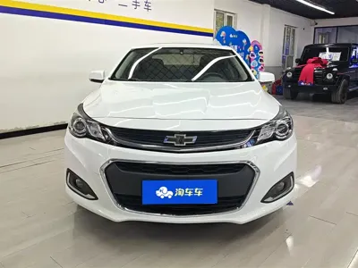 Chevrolet Malibu 2018, 117800 км, за 4692.38 USD
