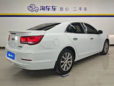 Chevrolet Malibu 2018, 117800 км, за 4692.38 USD