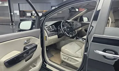 Kia Canival 2016, 237915 км, за 3841.89 USD - фото 10