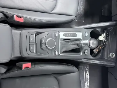 Audi Q2L 2023, 7000 км, за 21600.52 USD - фото 14