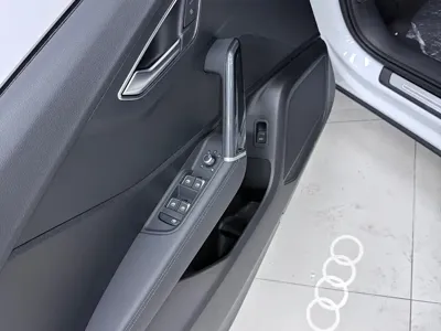 Audi Q2L 2023, 7000 км, за 21600.52 USD - фото 19