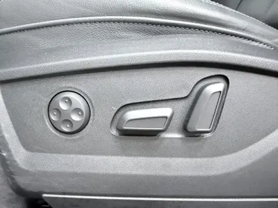 Audi Q2L 2023, 7000 км, за 21600.52 USD - фото 20
