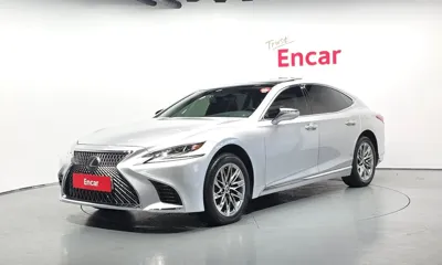 Lexus LS · 2018 год