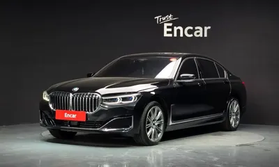 BMW 7-Series · 2020 год
