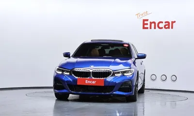 BMW 3-Series 2022, 51586 км, за 16931.61 USD