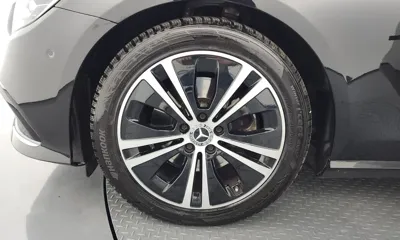 Mercedes-Benz E-Class 2022, 53628 км, за 23127.05 USD
