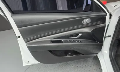 Hyundai Avante 2023, 65464 км, за 10733.81 USD - фото 24