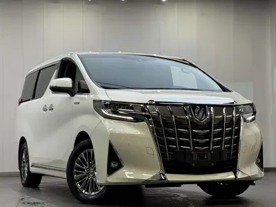 Toyota Alphard 2022, 40000 км, за 88240.37 USD