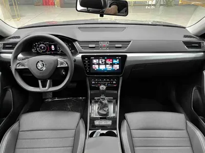 Skoda Superb 2024, 11700 км, за 20953.4 USD
