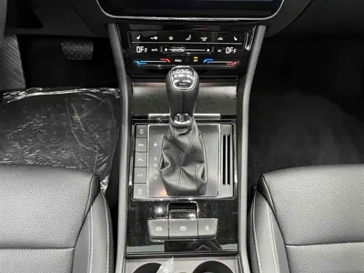 Skoda Superb 2024, 11700 км, за 20953.4 USD
