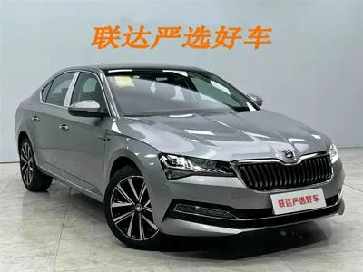 Skoda Superb 2024, 11700 км, за 20835.17 USD - фото 23